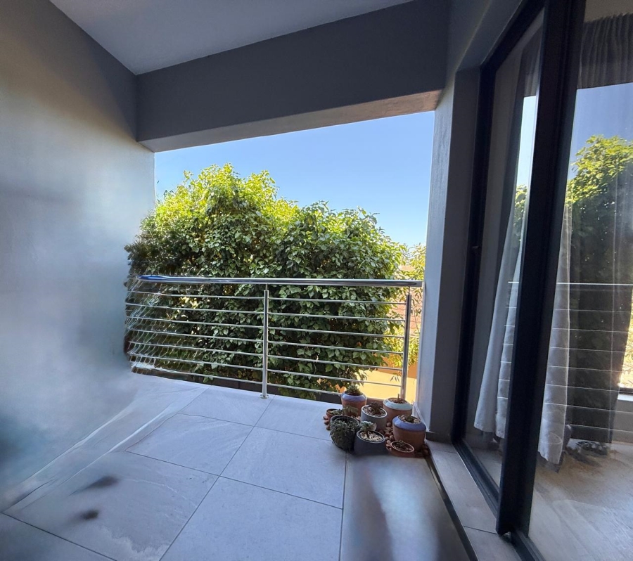 To Let 2 Bedroom Property for Rent in Blouberg Rise Western Cape